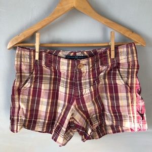 gap plaid burgundy striped shorts